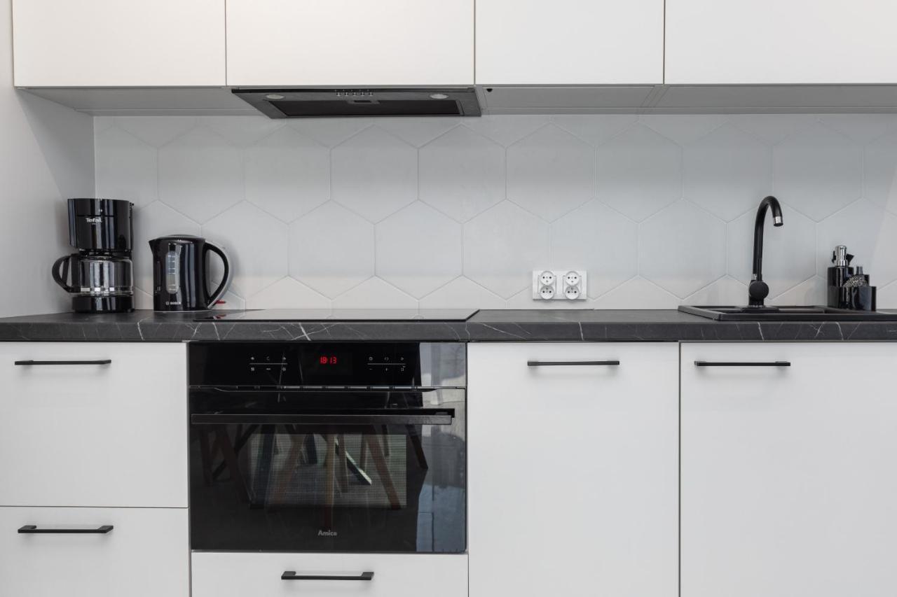 Sun Towers Lux Apartments By Renters Prestige 슈비노우이스쳬 외부 사진