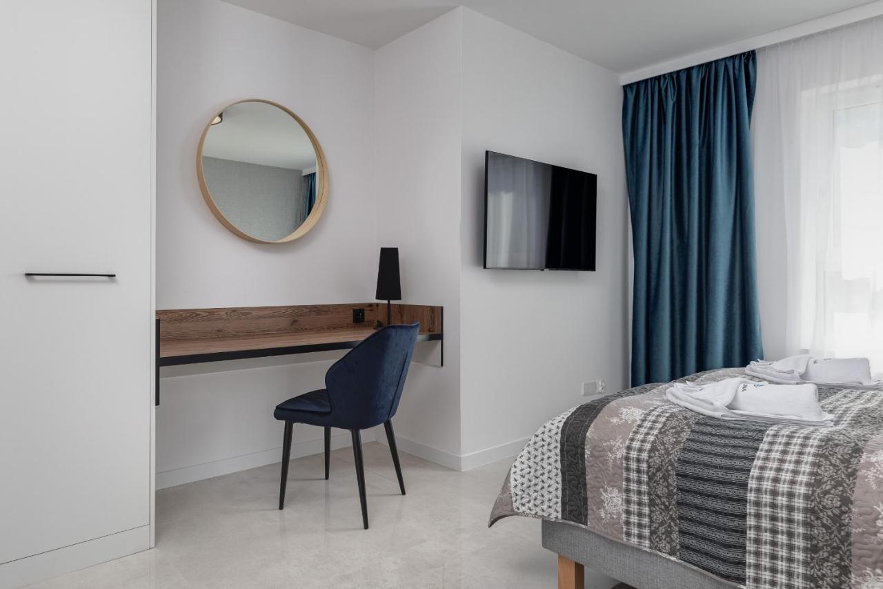 Sun Towers Lux Apartments By Renters Prestige 슈비노우이스쳬 외부 사진