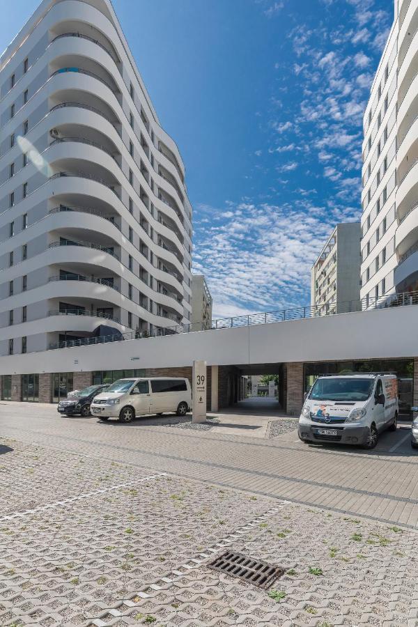 Sun Towers Lux Apartments By Renters Prestige 슈비노우이스쳬 외부 사진