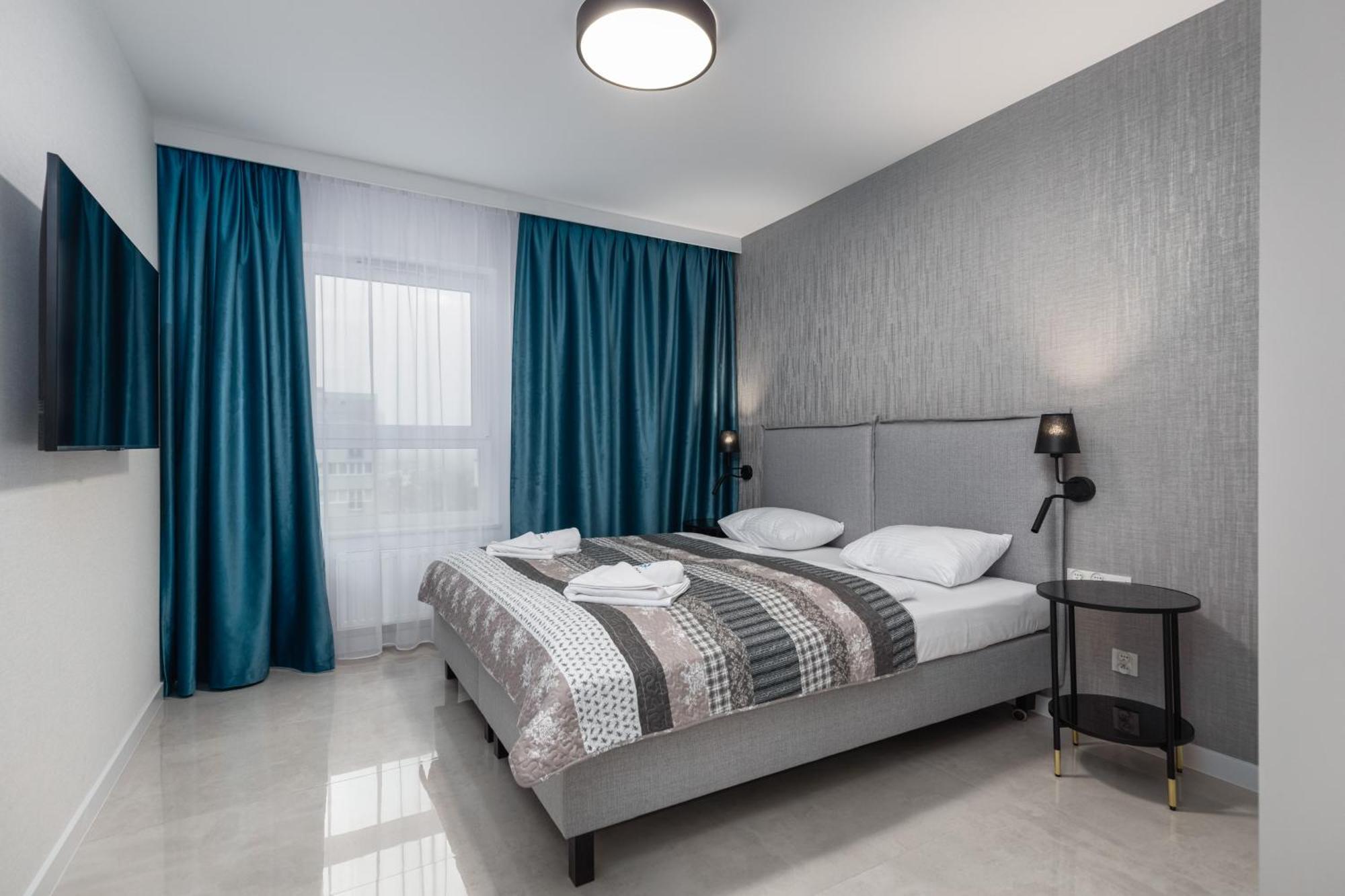 Sun Towers Lux Apartments By Renters Prestige 슈비노우이스쳬 외부 사진